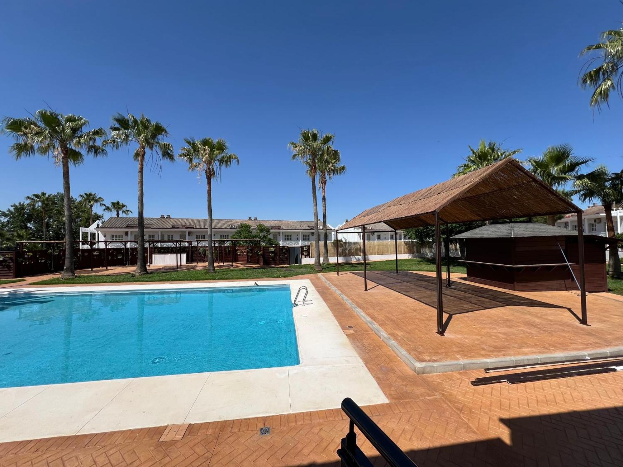 Hospedium Hotel Blu Torre De Sevilla Torre de la Reina ภายนอก รูปภาพ